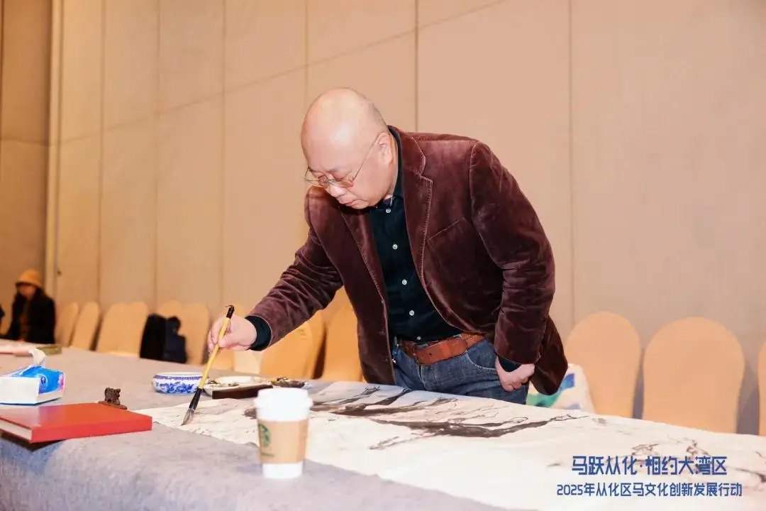 马产业发展,利好频传,中国成为行,香港赛马会官网,赛程安排,赛果查询,马匹资料,赛事资讯